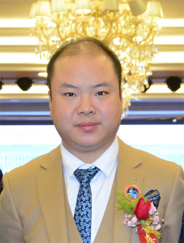 Chen Jiurong (President of Fujian Building Materials Industry Association, consultant of Fujian Paint Industry Association, Chairman of Fujian Dourunsi Building Materials Co., LTD.)